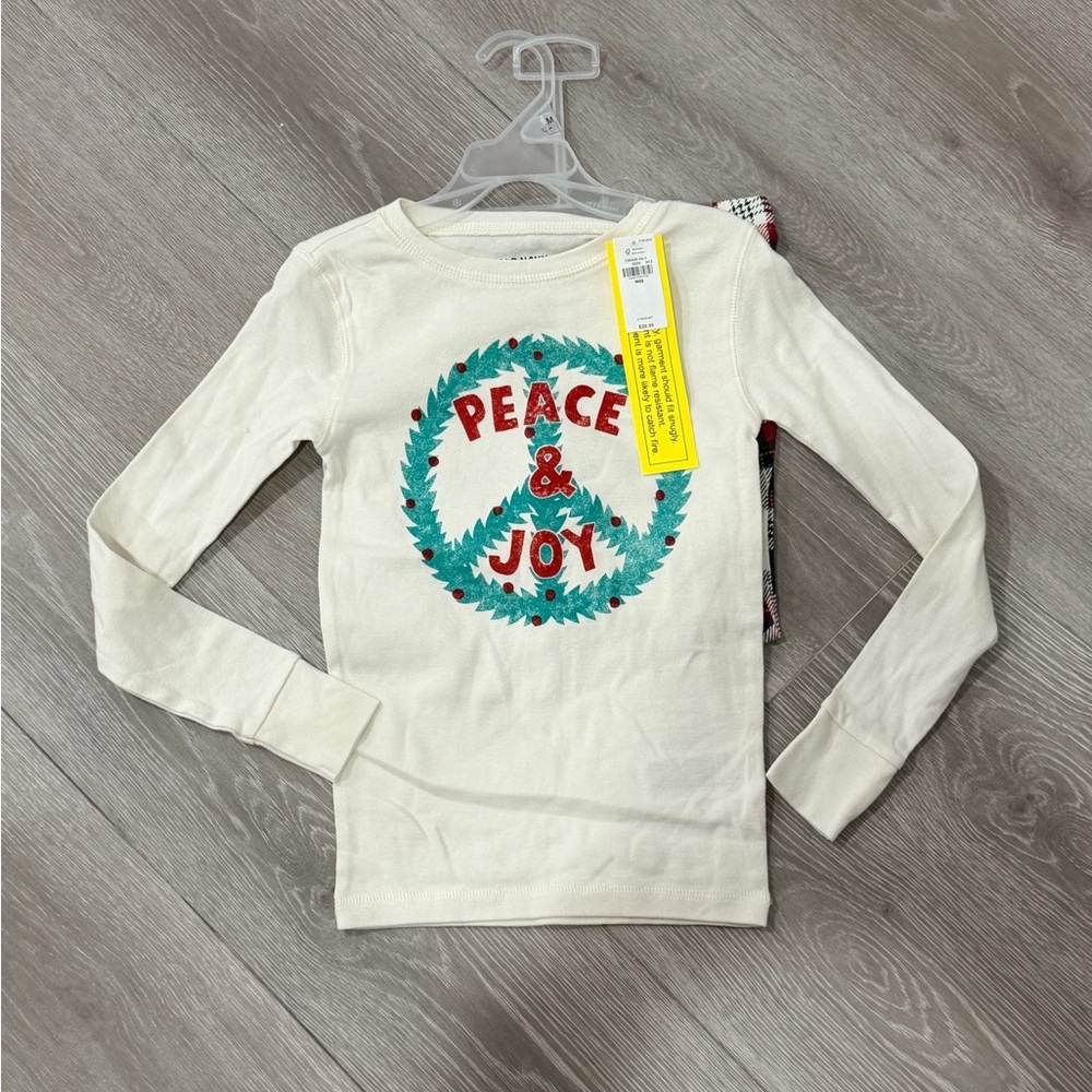 Old Navy Kids Long Sleeve Shirt - Cream with Red and Green